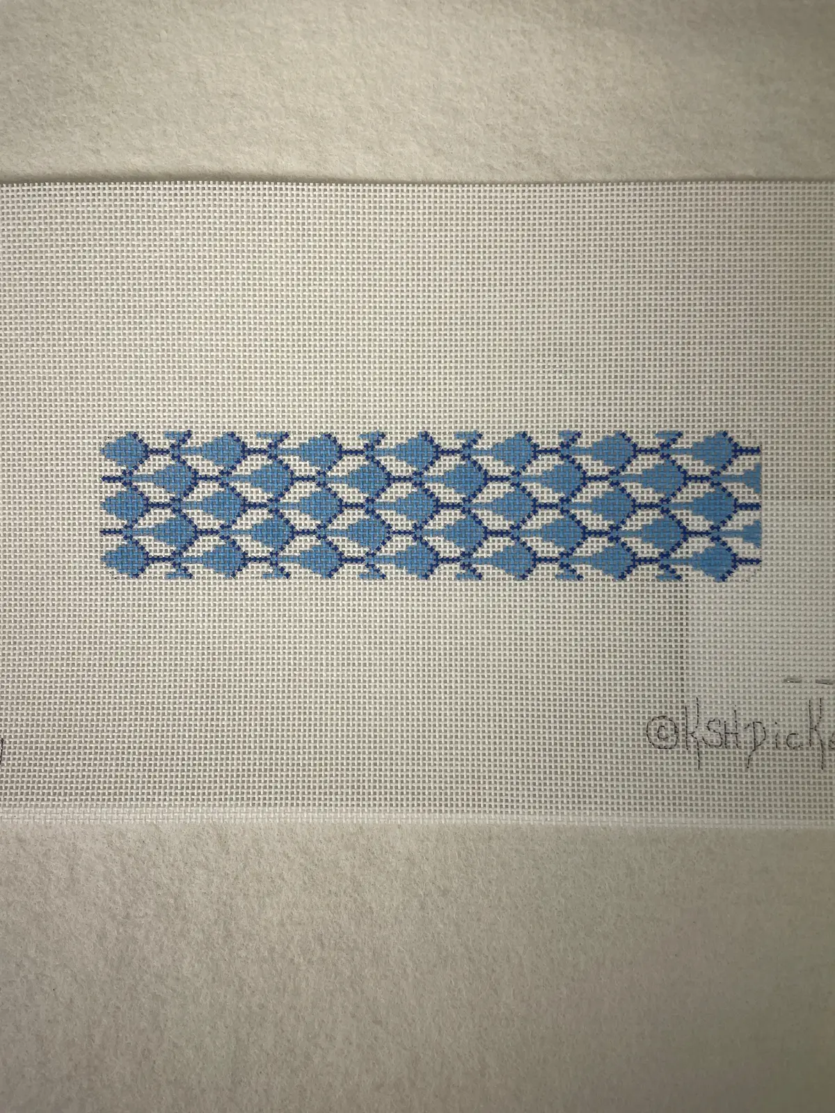 Kate Dickerson Needlepoint Cu67 Cuff- Herend Inspired Fishnet- Blues 1