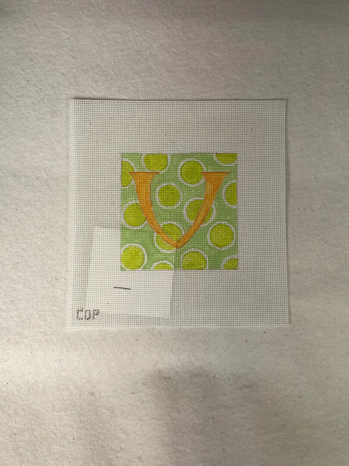 *Sale Colors Of Praise Letter 'V' 1
