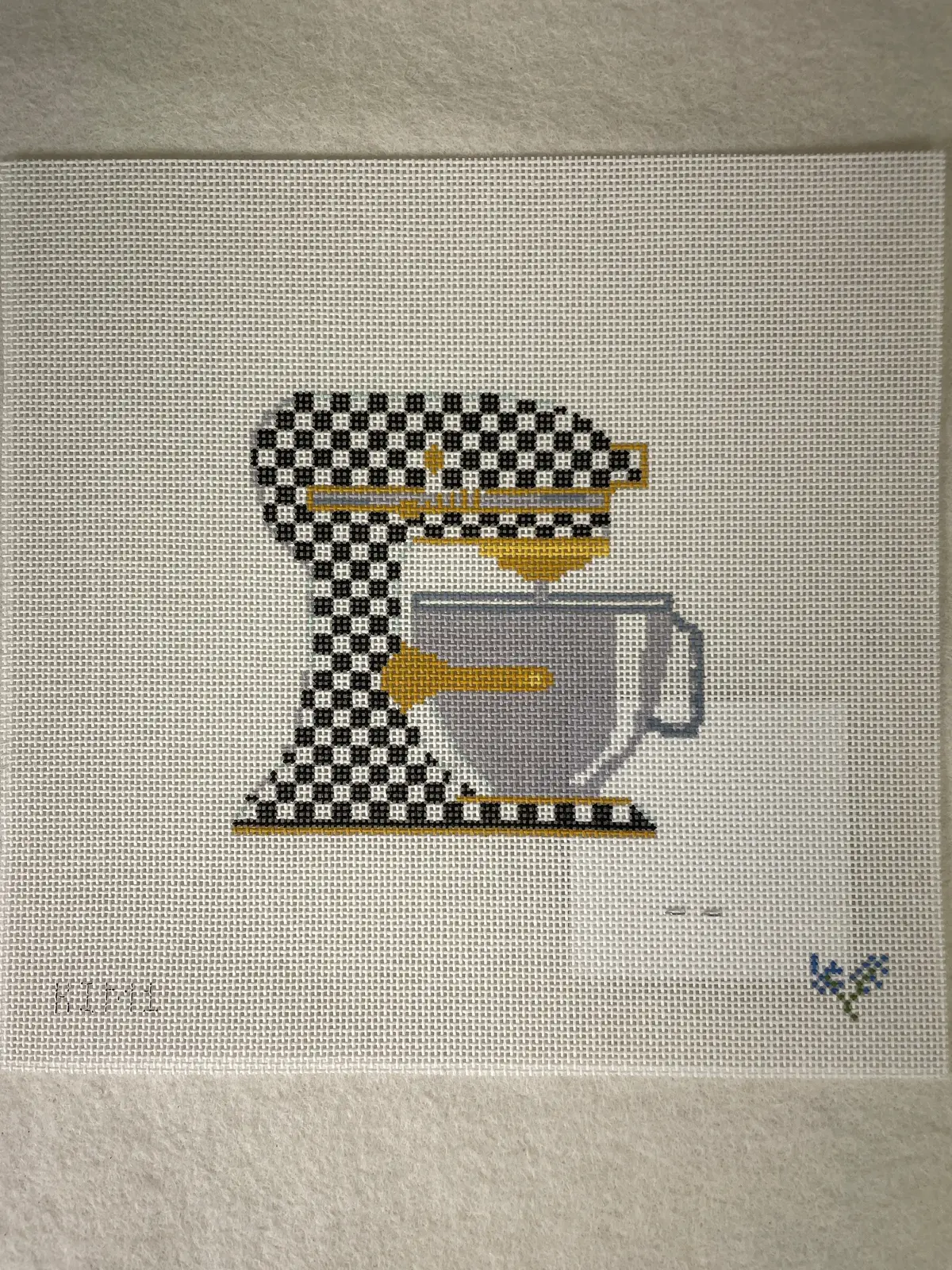 * Ndlpt Designs Kim1 Mixer- Black And White Check 1
