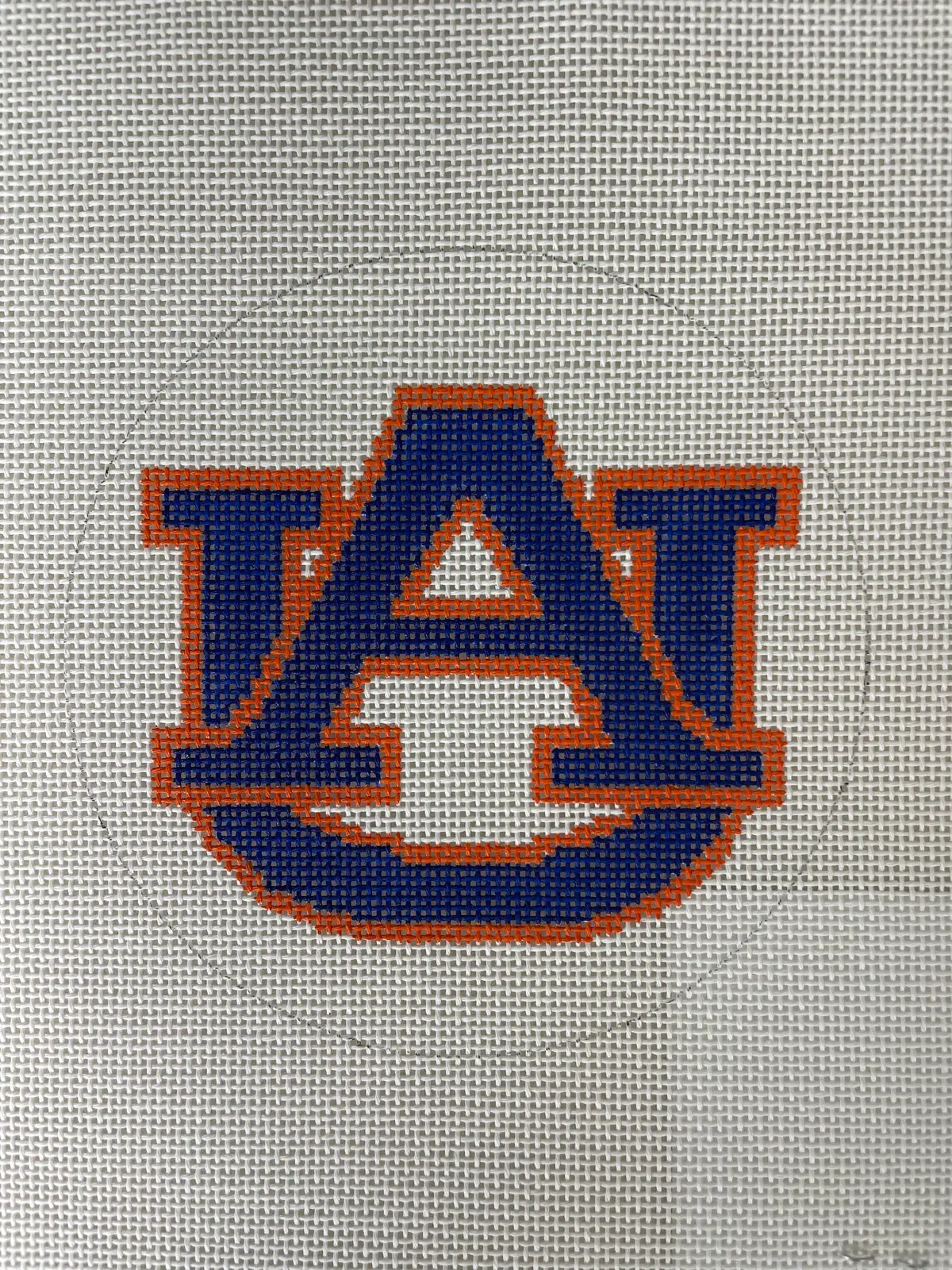 * Elm Tree Needlepoint Xc041 Auburn Round Logo 1