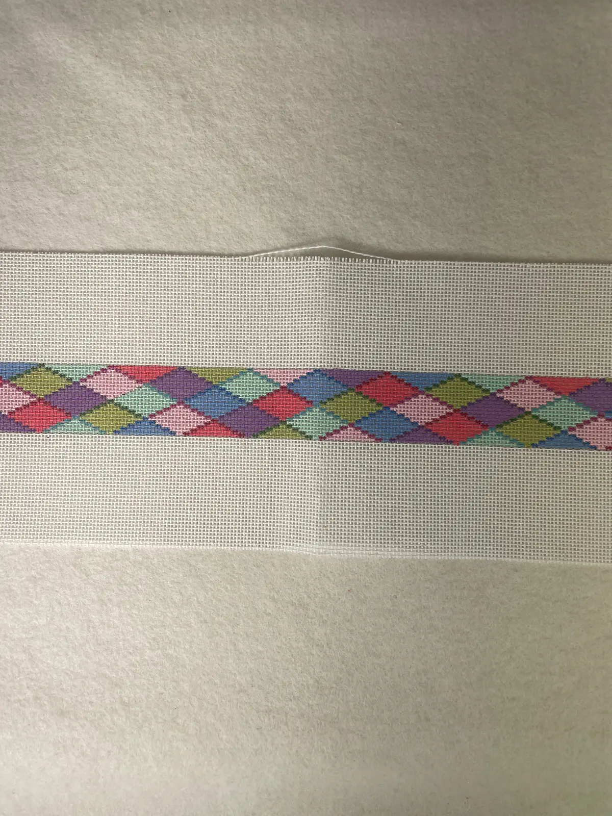 * Susan Roberts Needlepoint 3537 Multi-Weave Jewel Belt- 18M 1