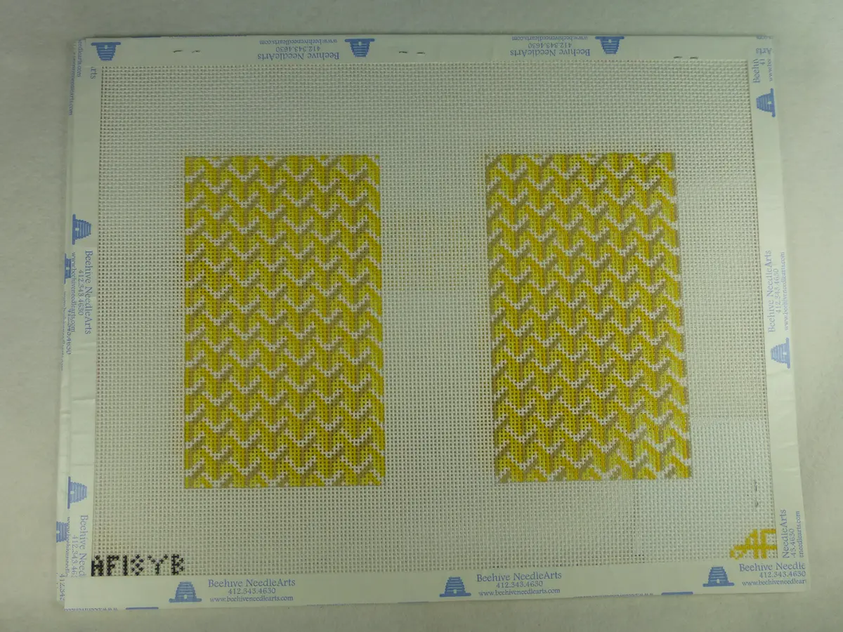 * Anne Fisher Design Af18yb Pattern Clutch Back 1