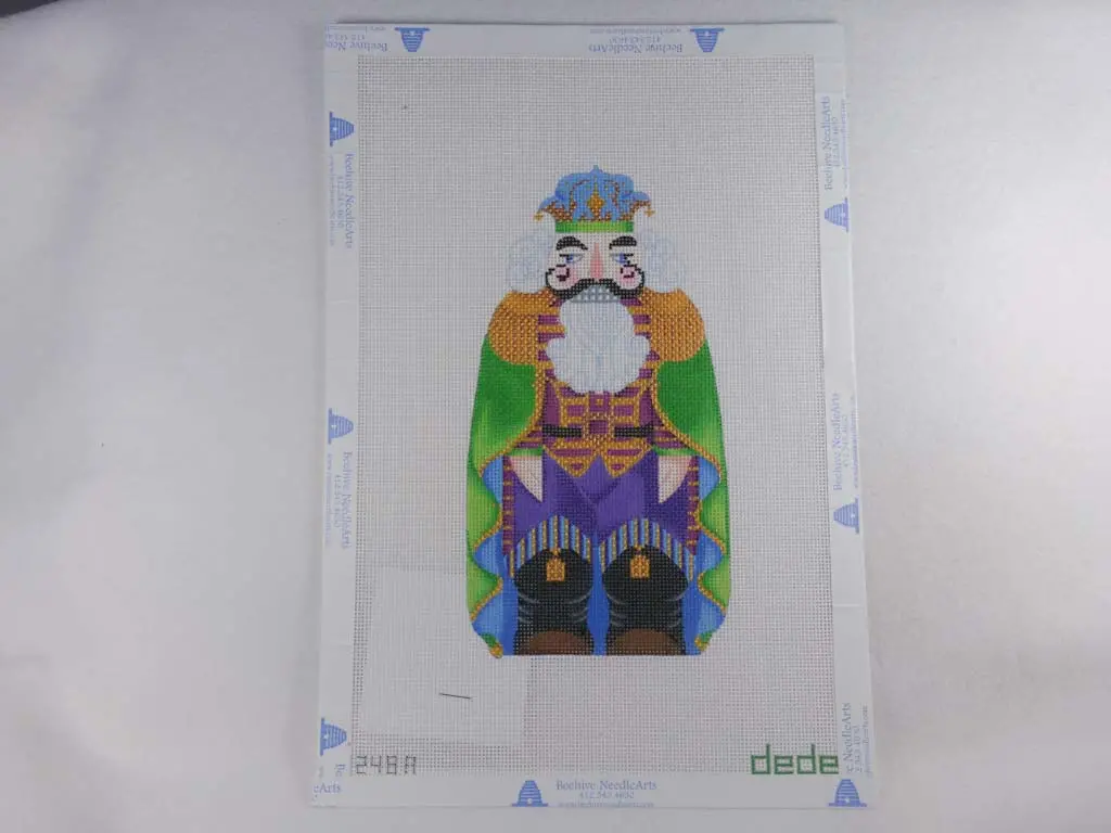 Dede 1248A Regal Caped Nutcracker 1