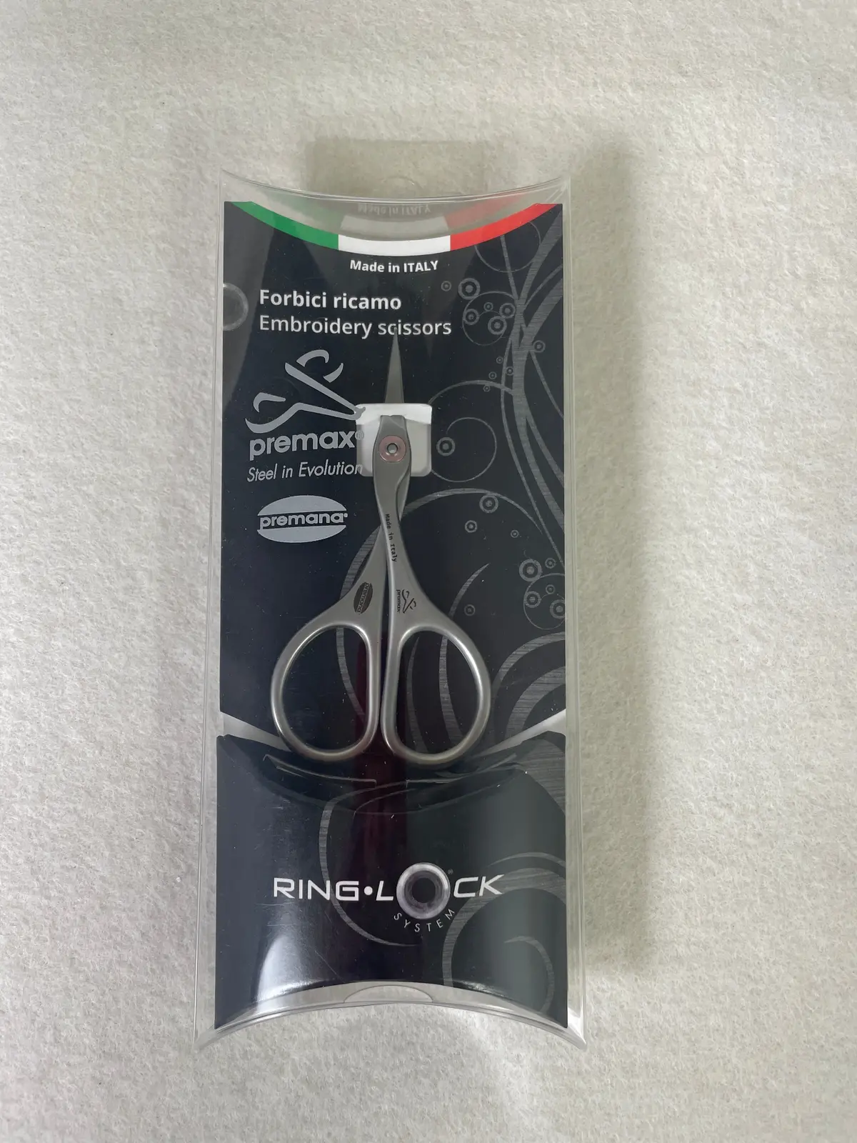 Premax X302c - 3 3/4 Embroidery Scissor Ringlock- Curved 1