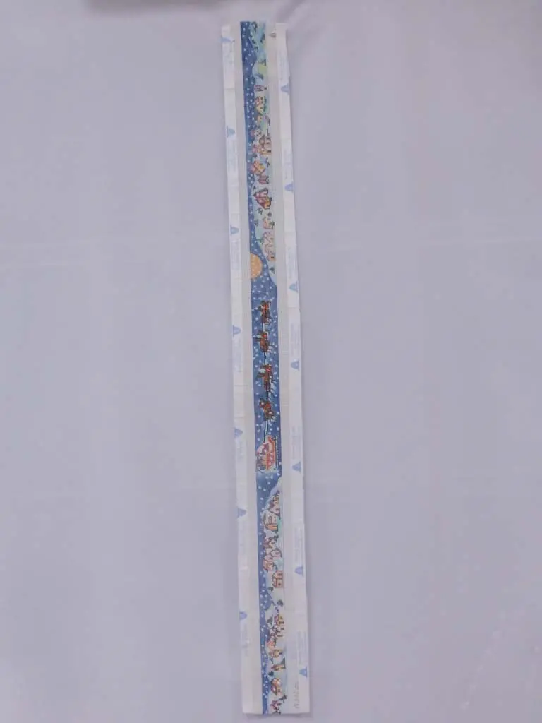 * Meredith Collection/Etc 331Santa & Reindeer Belt 1