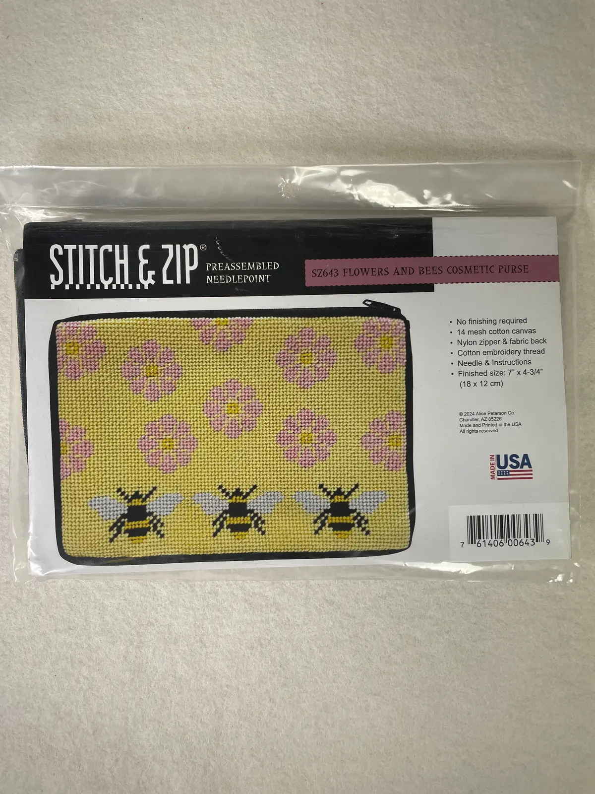 Alice Peterson Stitch And Zip Sz643 Flowers And Bees Cosmetic 1