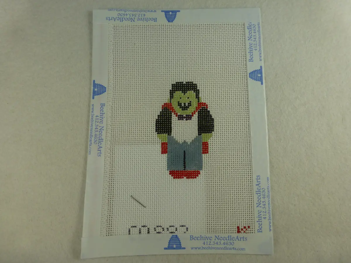 * Kathy Schenkel Co882 Tiny Dracula 1