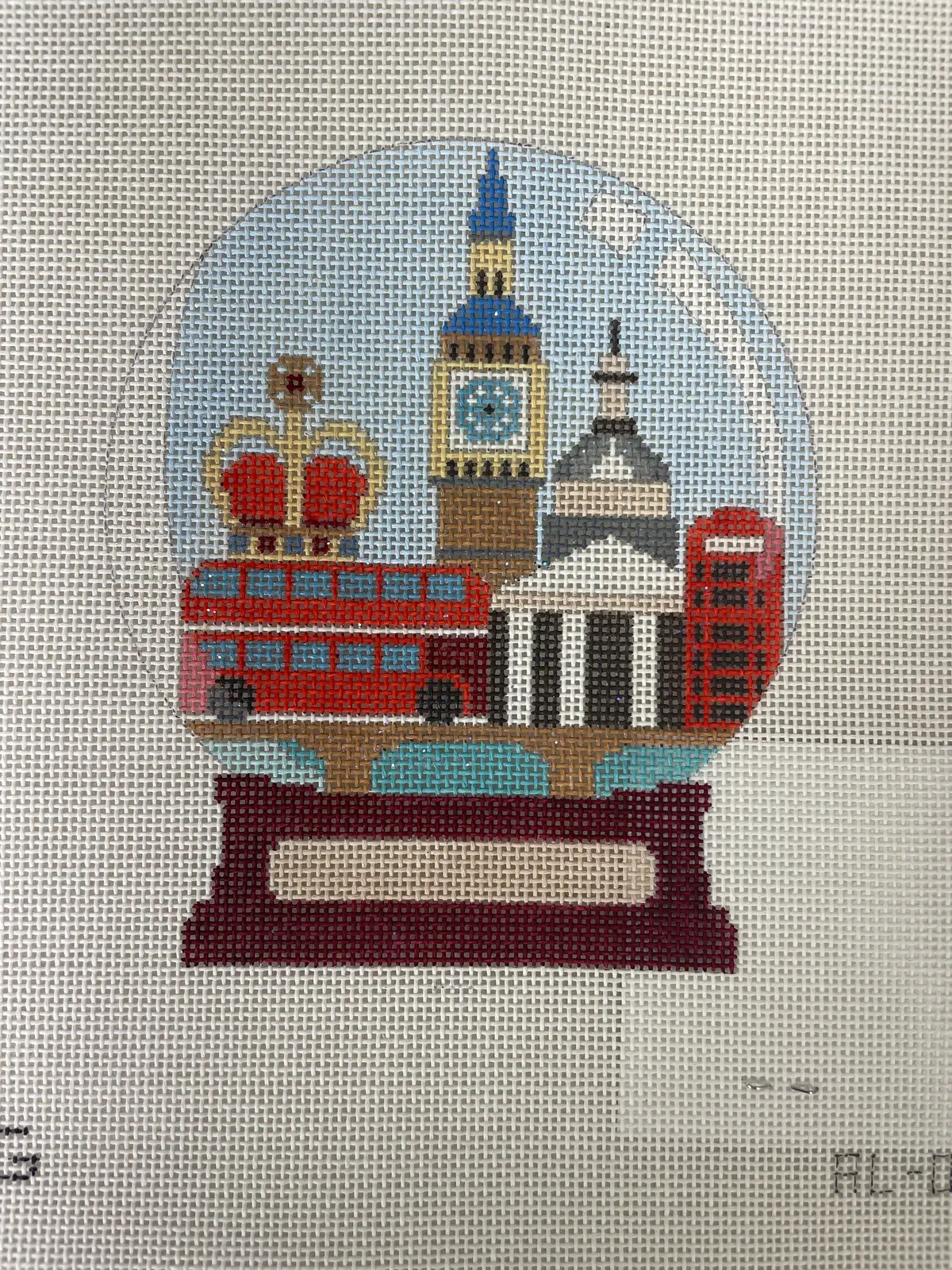 *Vallerie Needlepoint Gallery/ Vng Canvas Al-066 London Snow Globe 1