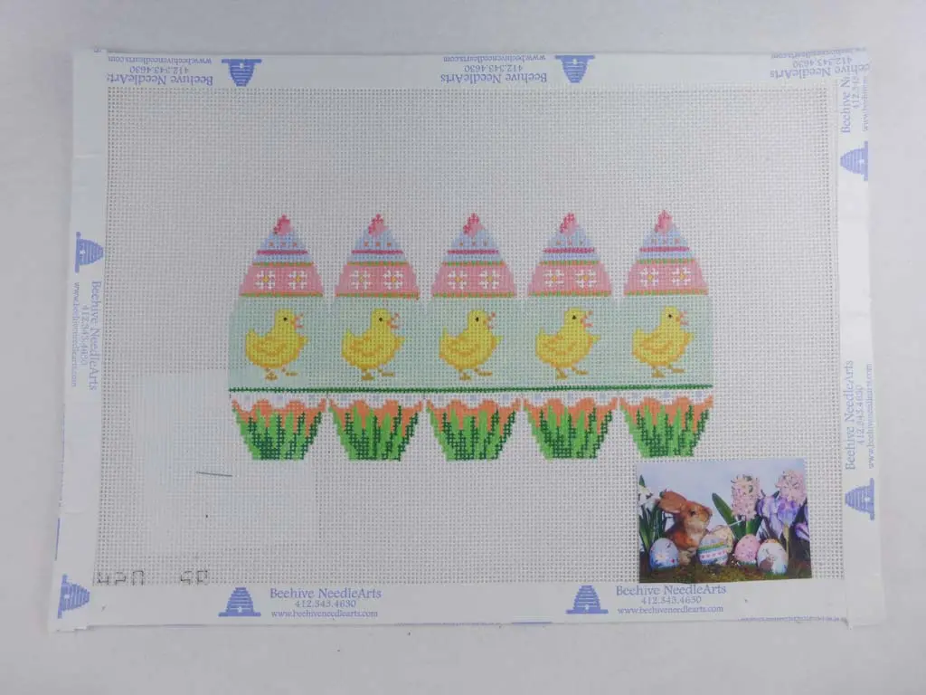 Susan Roberts Needlepoint Designs 0420 Banded Chicks 1