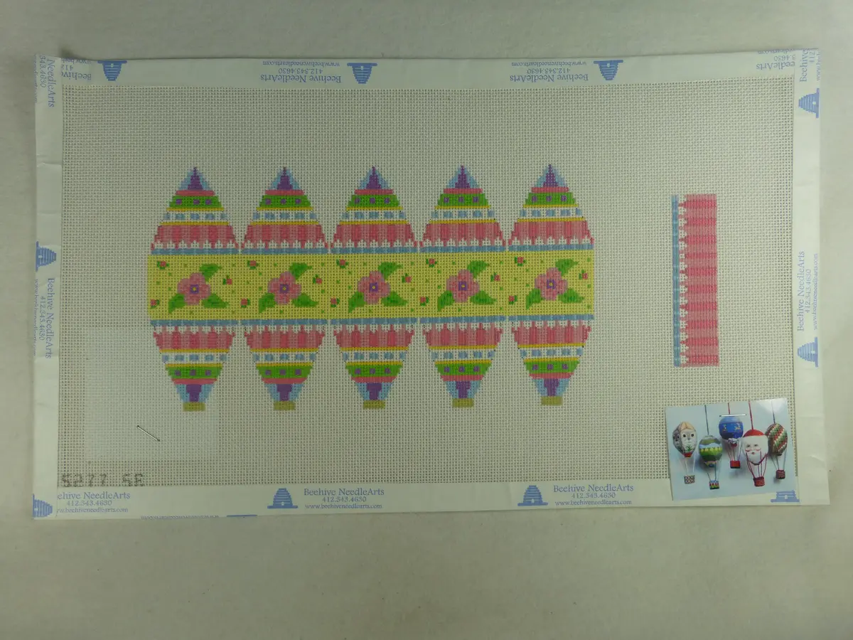 *Sale Susan Roberts Needlepoint 5277 Floral & Stripes 3D 1