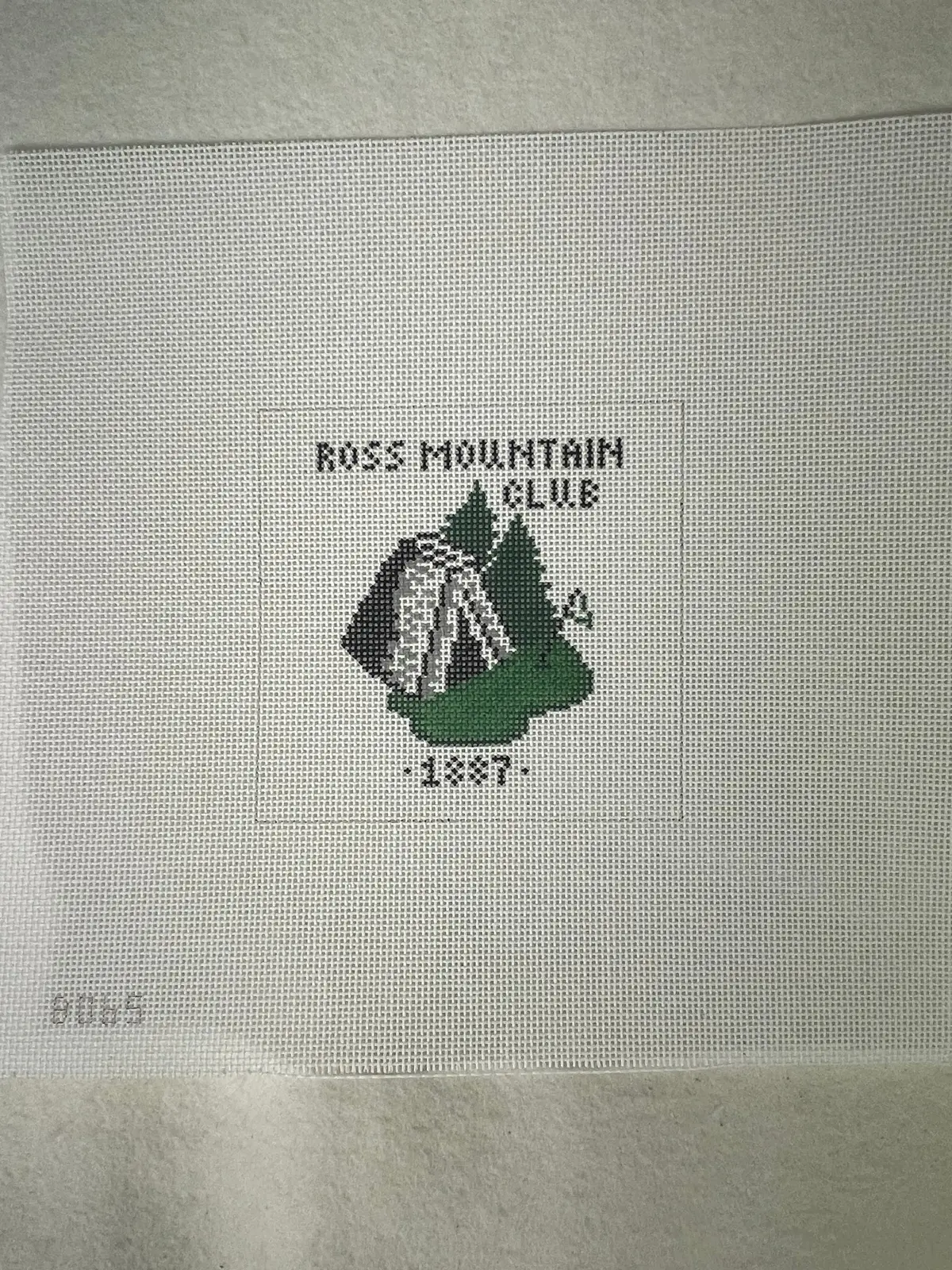 * Sale / Lauren Bloch 18M Ross Mountain Club Coaster 1