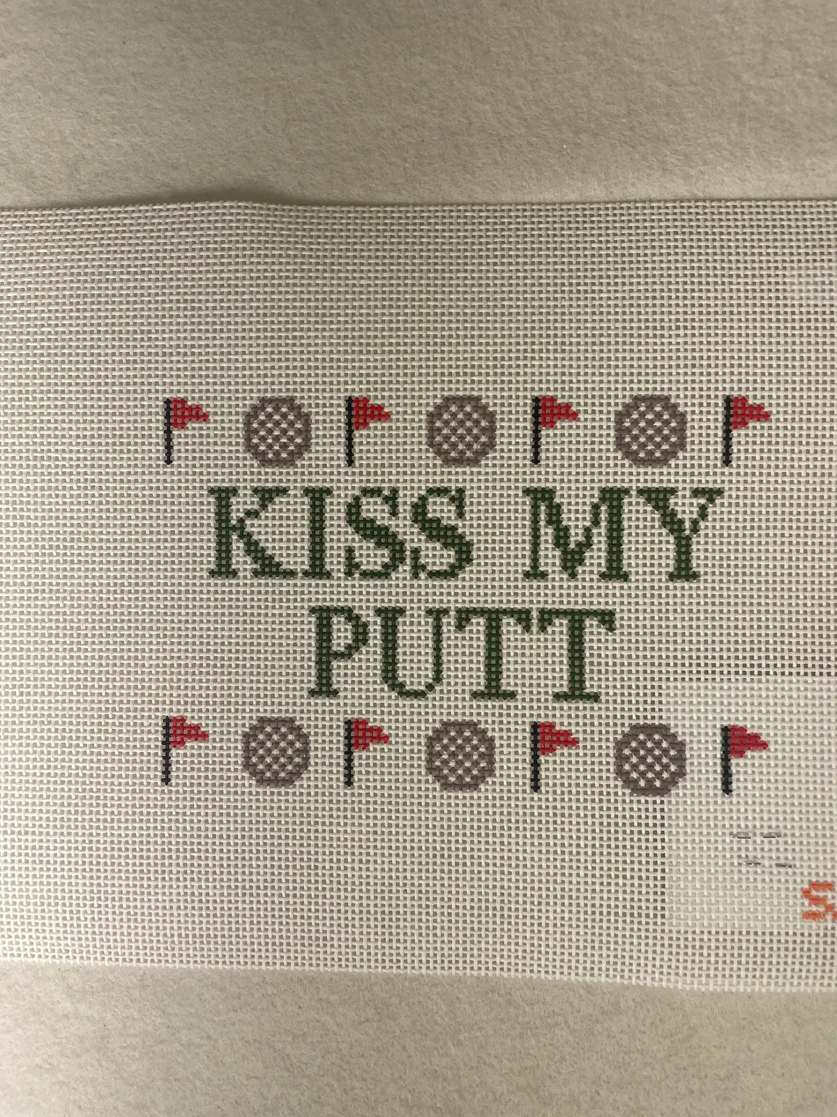 *Stitching With Stacey Needlepoint Designs Kiss My Putt 1