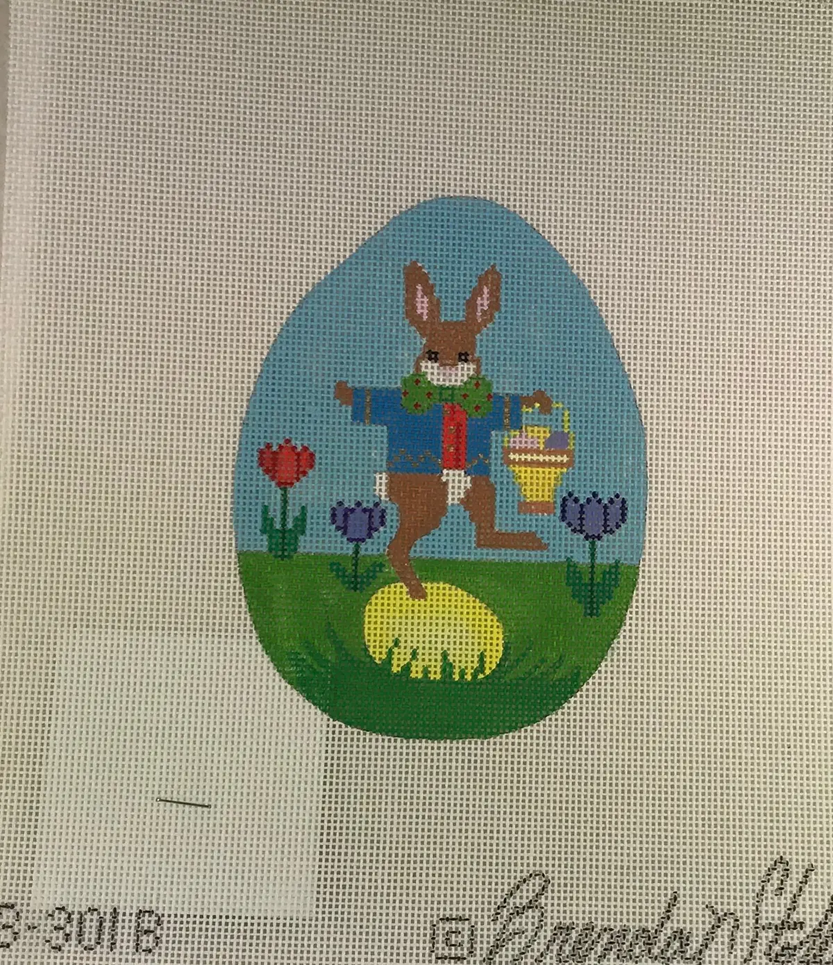 * Brenda Stofft Design B301b Easter Bunny On Egg 1
