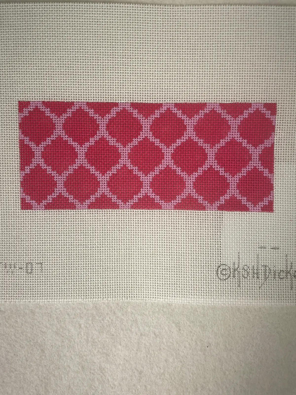 * Kate Dickerson Insljw07 Quatrefoils- Pink And Watermelon Lee's Jewelry Box Insert 1