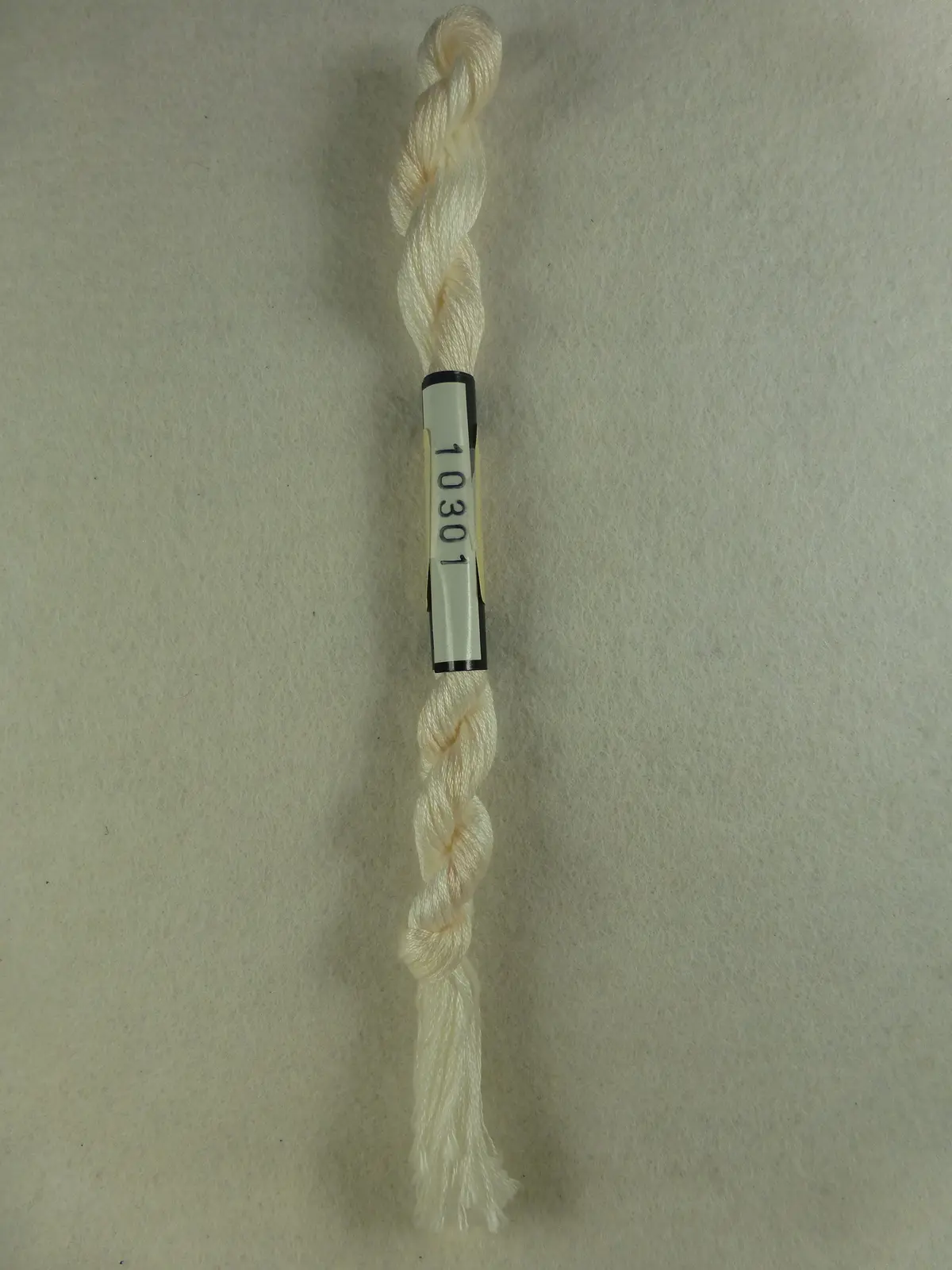O/D Floss 10301 Salmon 1