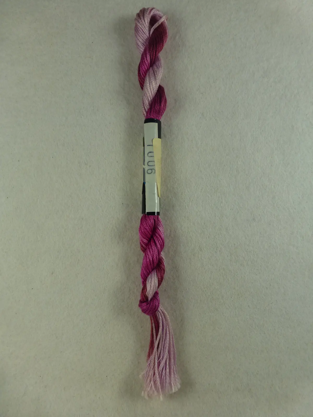 O/D Floss 1006 Berry Nice 1
