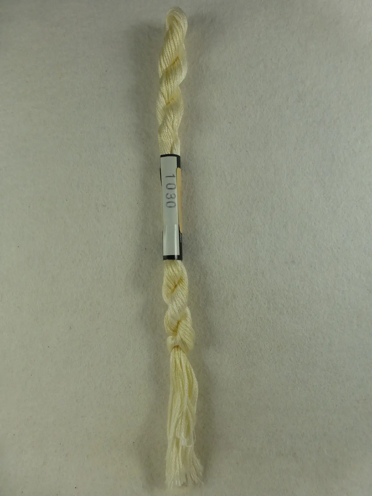 O/D Floss 1030 Butter Cream 1