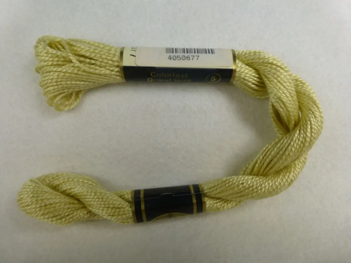 Pearl Cotton #5 677 1