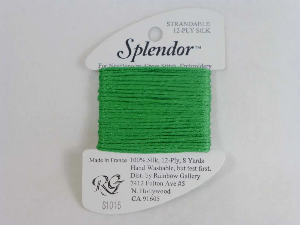 Splendor S1016 Medium Christmas Green 1