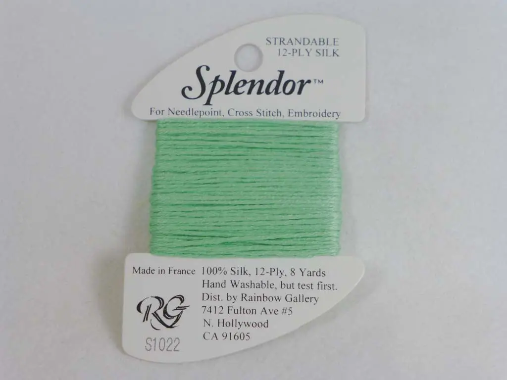 Splendor S1022 Green Blush 1