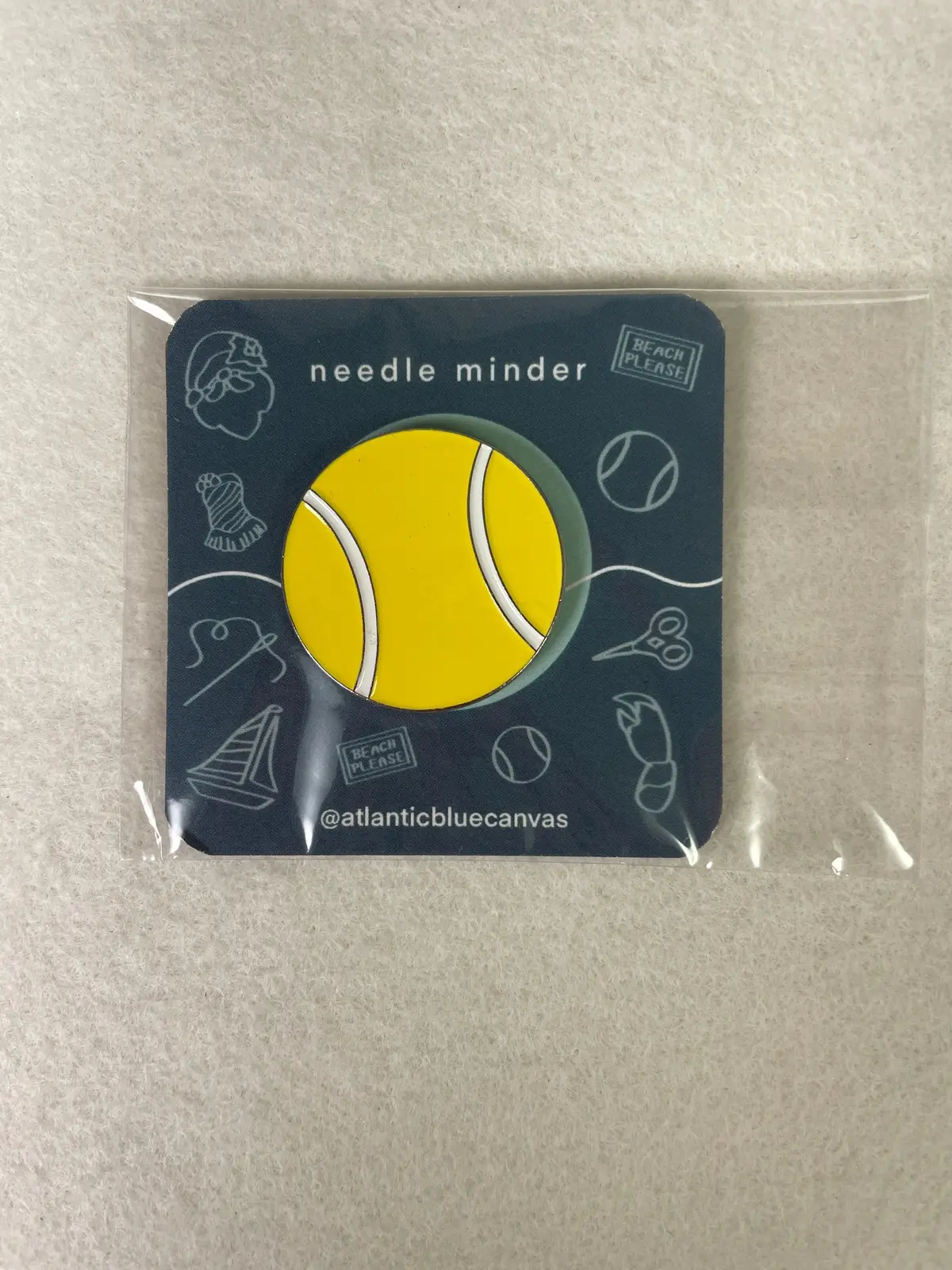 *Atlantic Blue Canvas Abc201 Tennis Ball Needleminder 1