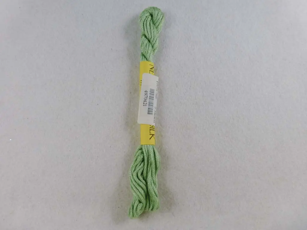 Needlepoint Inc 421 Holly Green 1
