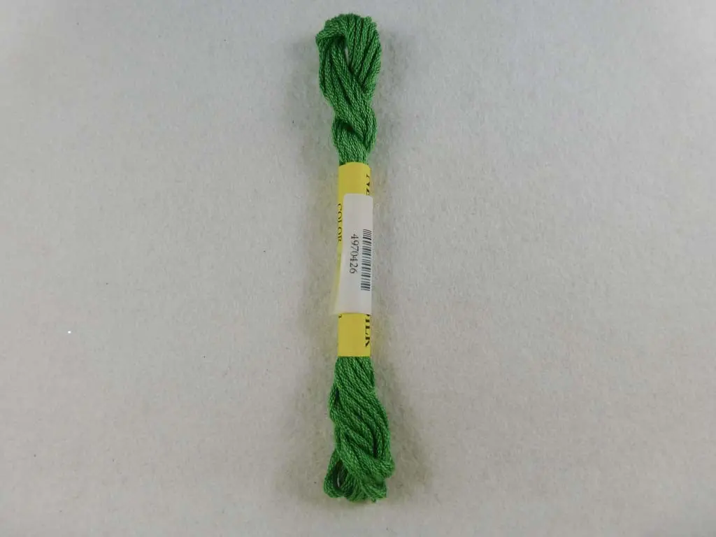 Needlepoint Inc 426 Holly Green 1