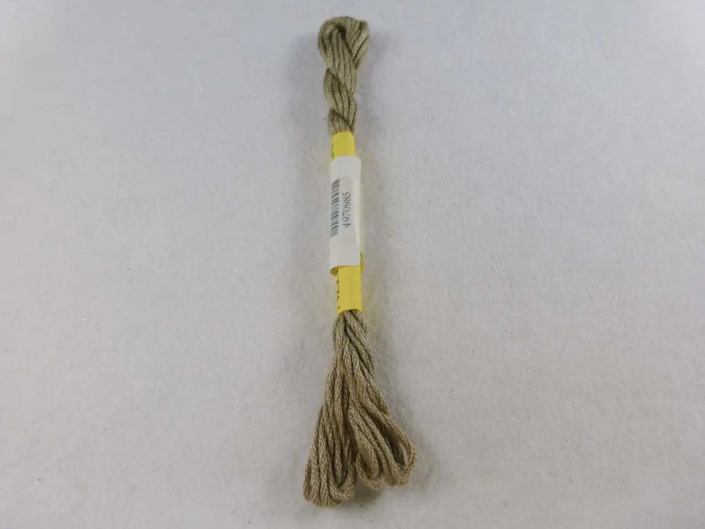 Needlepoint Inc 985 Taupe 1