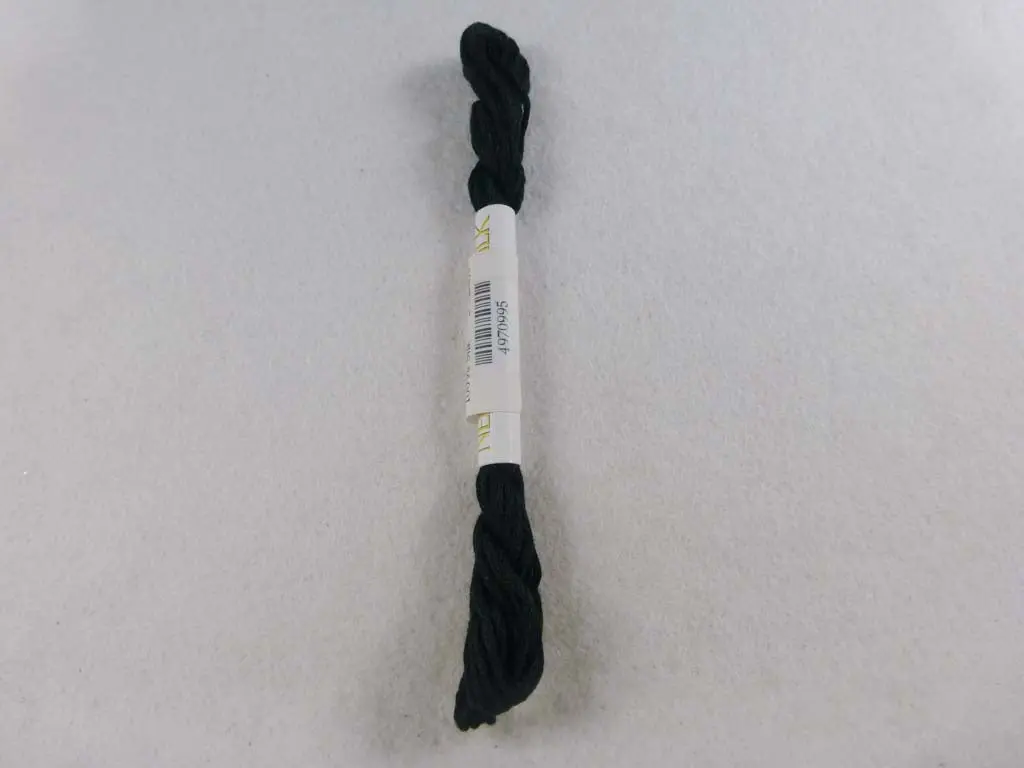 Needlepoint Inc 998 Black 1