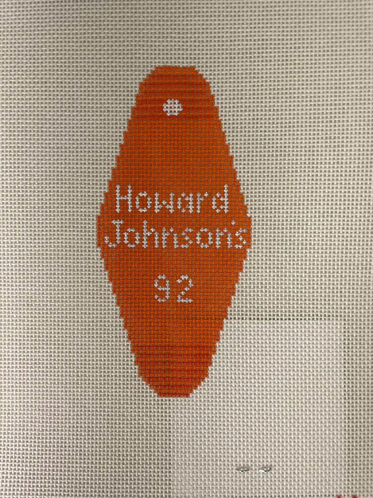* Blue Waters Needlepoint / Needlepoint By Laura 2057 Howard Johnson's Hotel Key 1