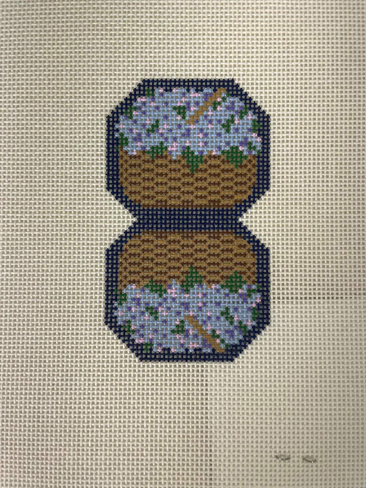 *Sls Needlepoint Hydrangea Basket- Double Fob Navy 1