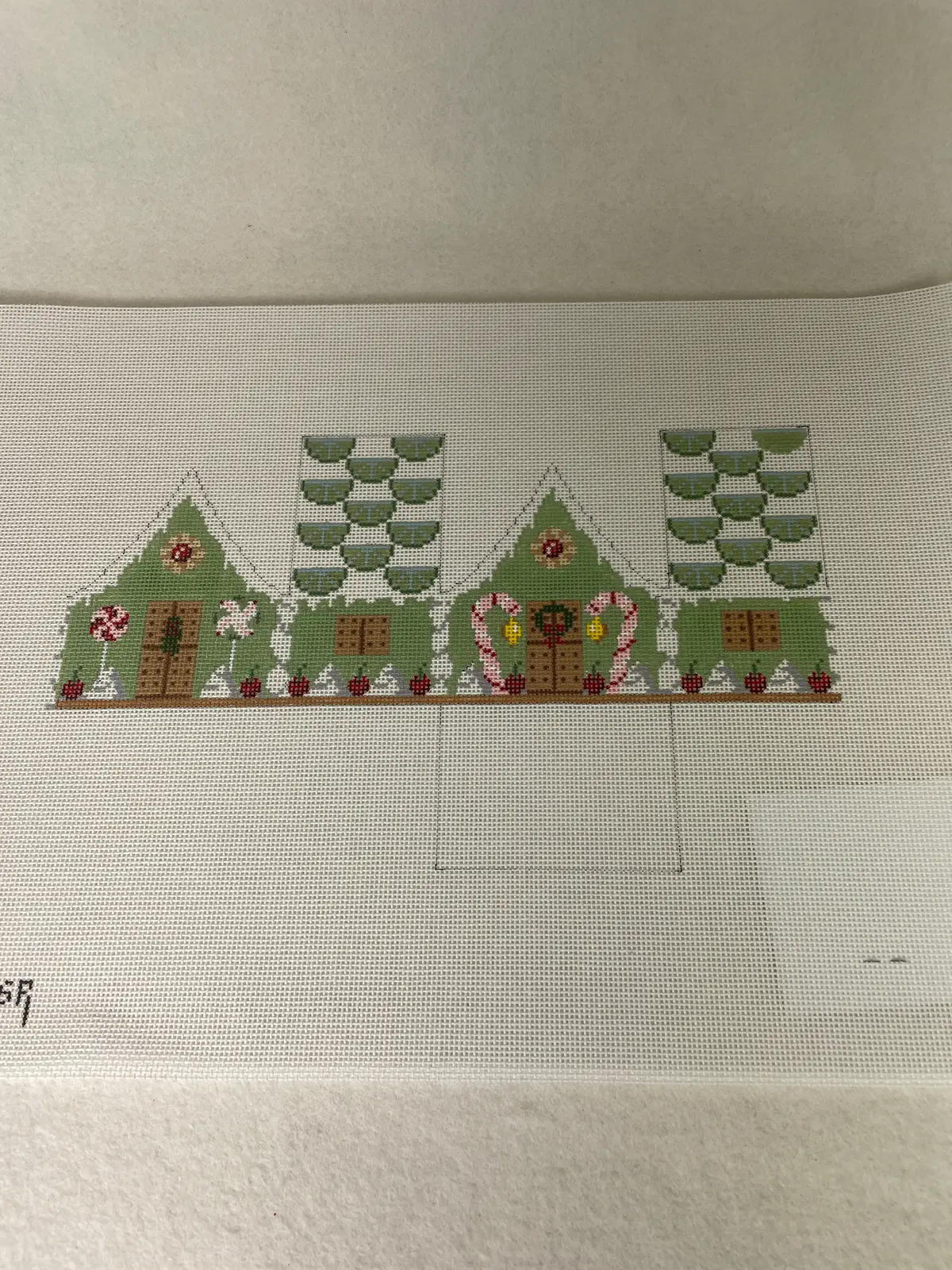 * Susan Roberts Needlepoint 5243-18 Key Lime And Cherries Gingerbread House 1