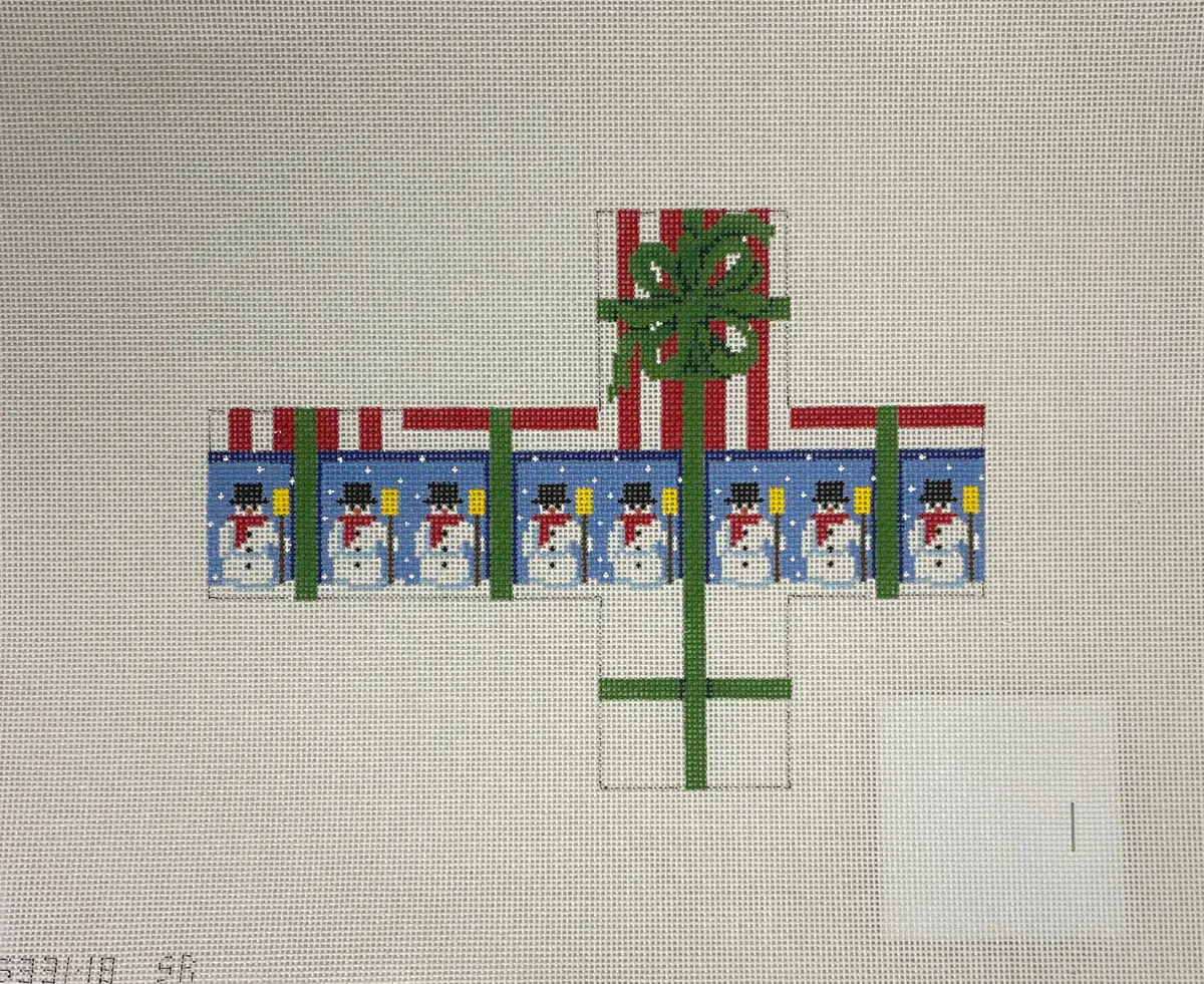 * Susan Roberts Needlepoint 5331 Snowmen And Stripes Cube Ornament 1