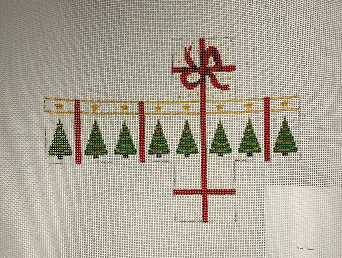 * Susan Roberts Needlepoint 5334-18 Tree's And Star's- 2In Cube 1