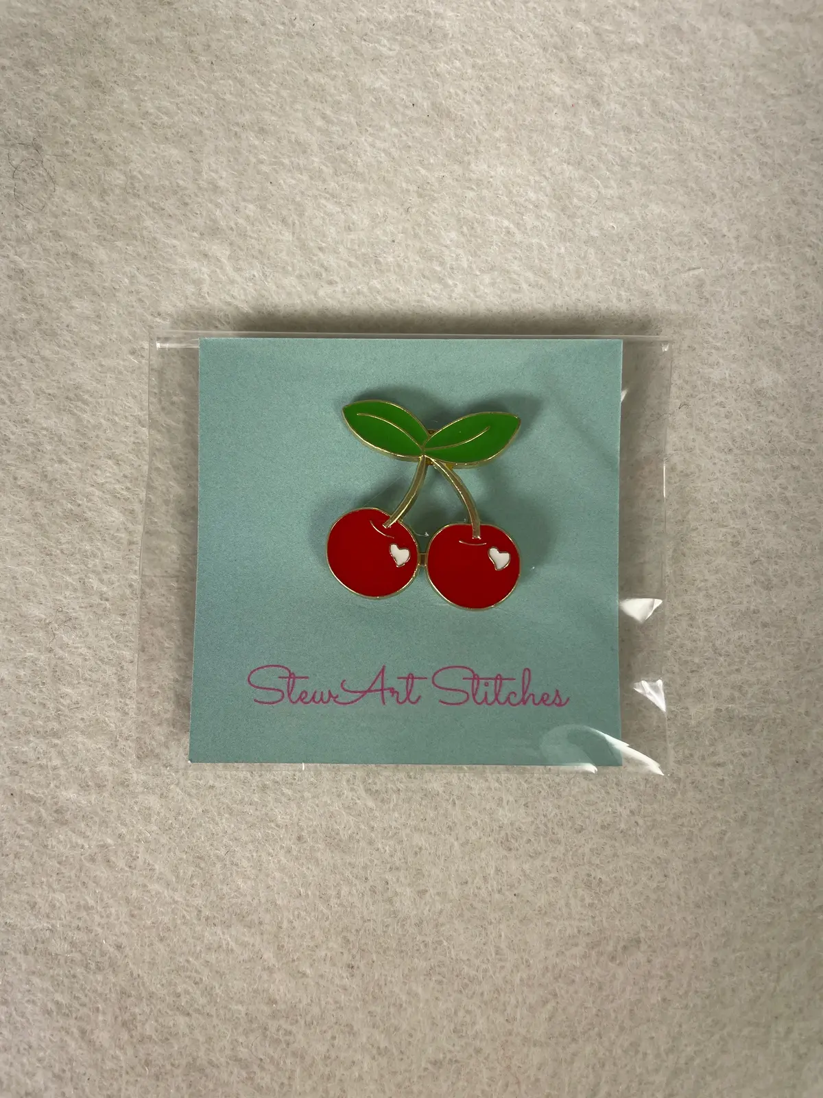 *Stewart Stitches Cherries Needleminder 1