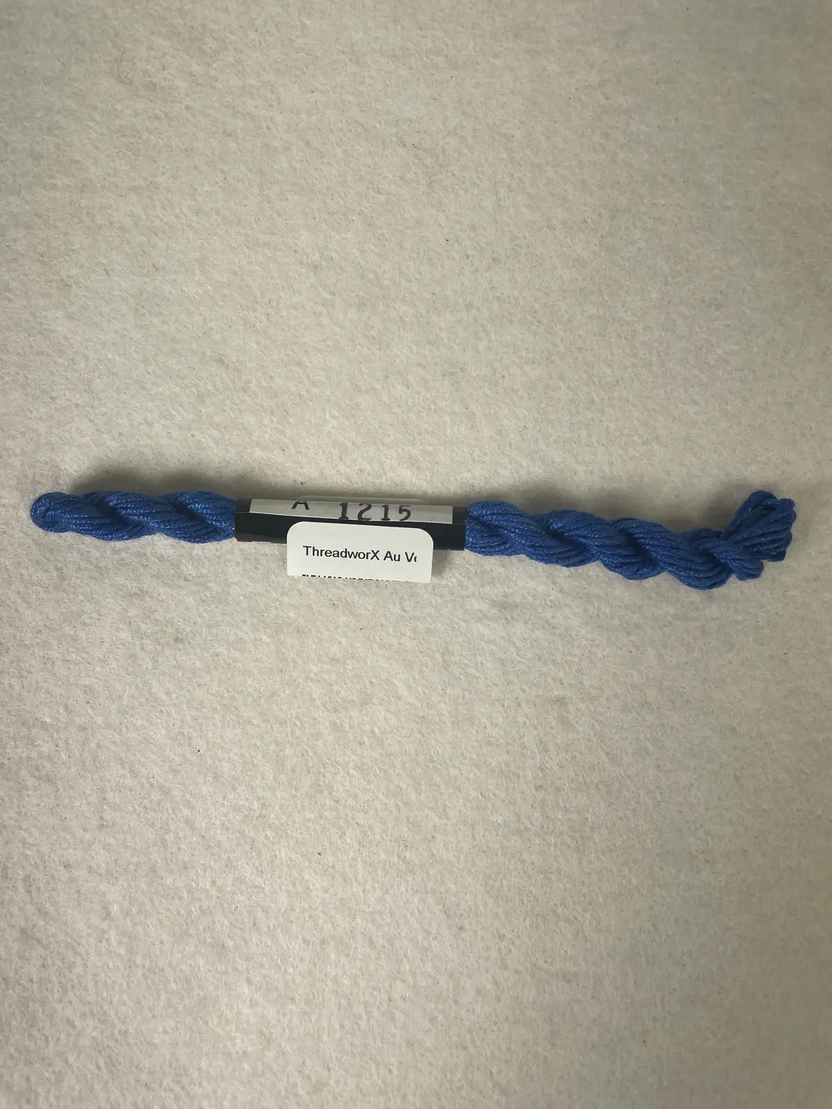 Threadworx Au Ver A Soie O/D Silk-  A1215 Cobalt Blue 1
