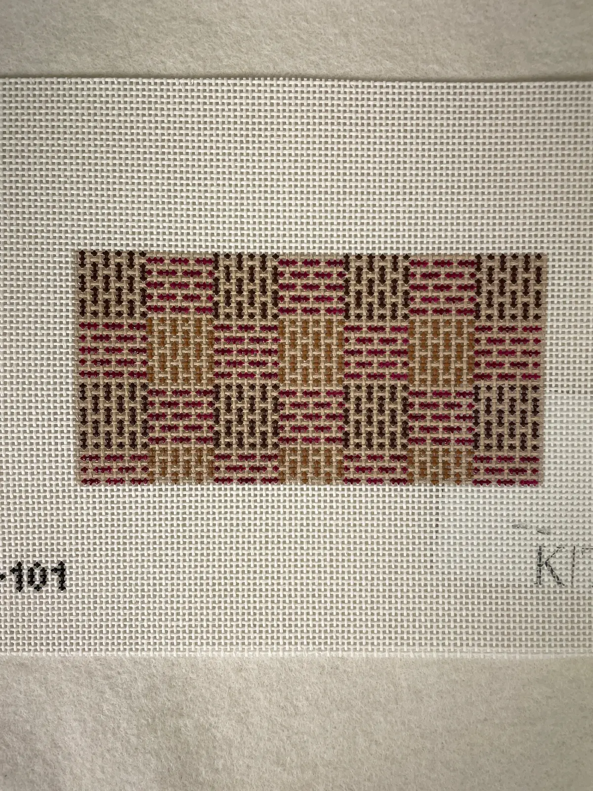 K.T.G. Needlepoint K101 Sangria Check Mini 1