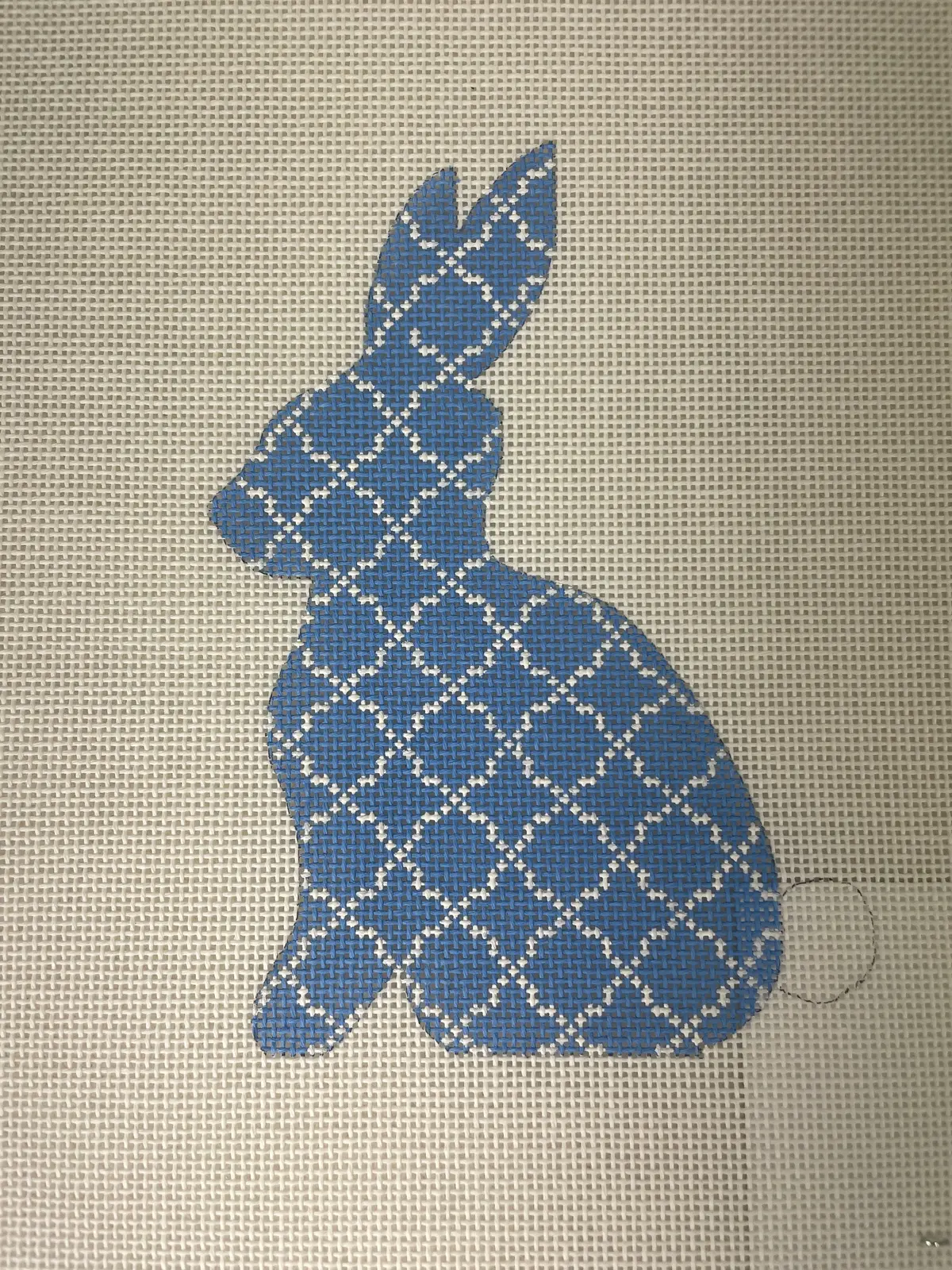 * Kelly Clark Needlepoint Kea62 Blue Quatrefoil Standing 1