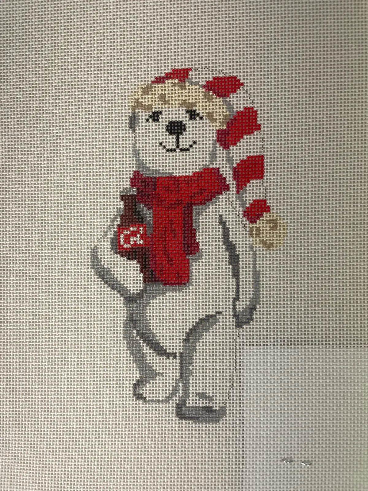 Pinpoint Needlepoint Pns34 Holiday Cola Bear 1