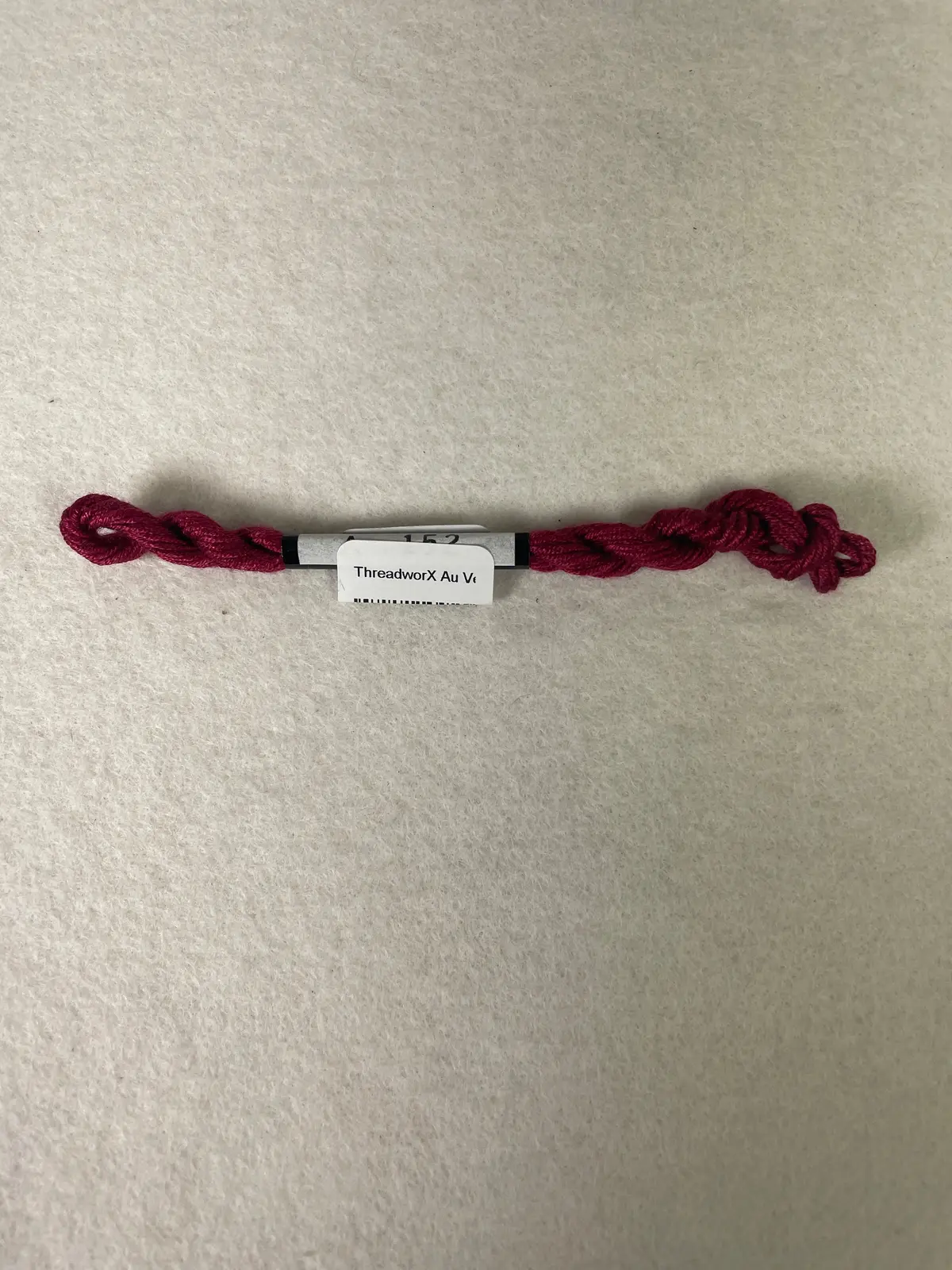 Threadworx Au Ver A Soie O/D Silk-  A152 Berry Delight 1