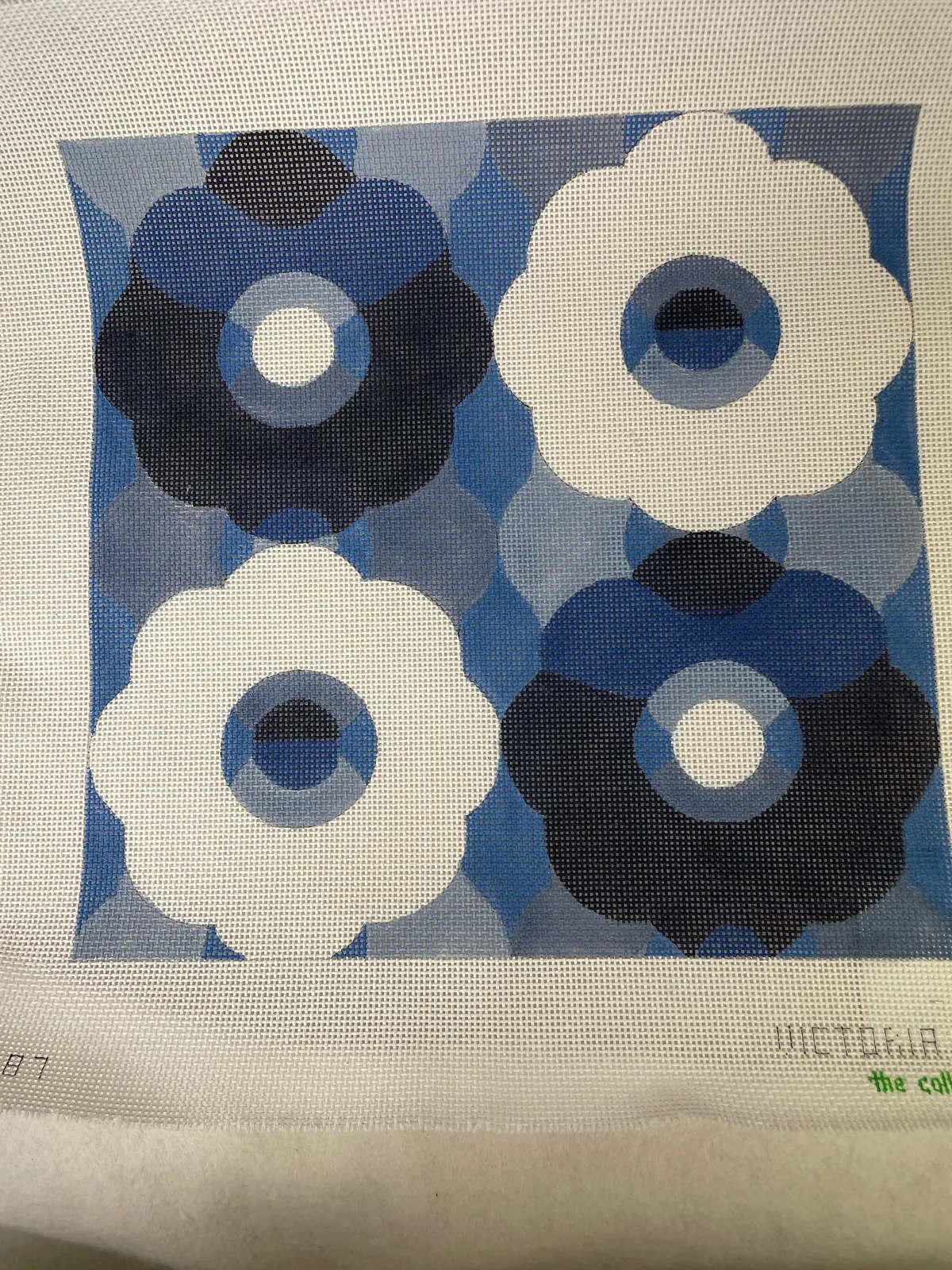 * The Collection Designs/ Victoria Bright Vb1087 Flower Mcflower Blue 1