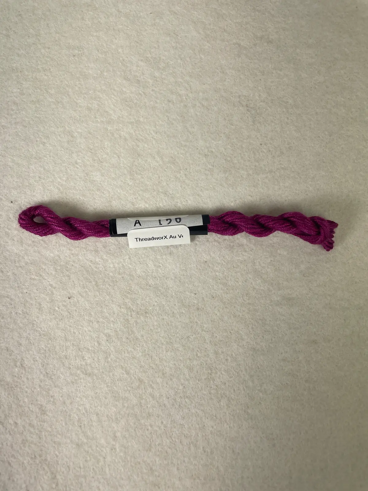 Threadworx Au Ver A Soie O/D Silk- A156 Raspberry Twist 1