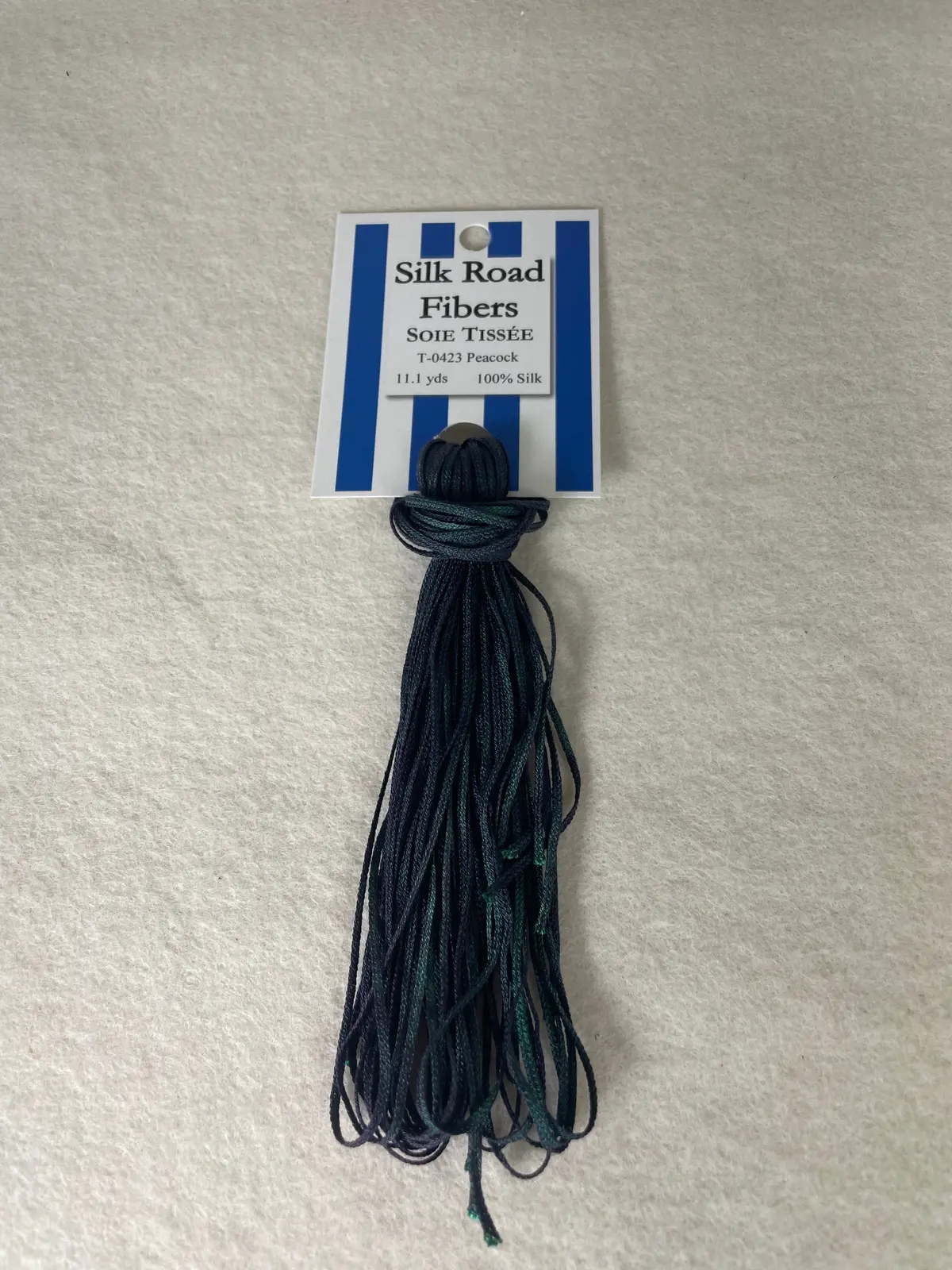Silk Road Fibers T-0423 Peacock Soie Tissee 1