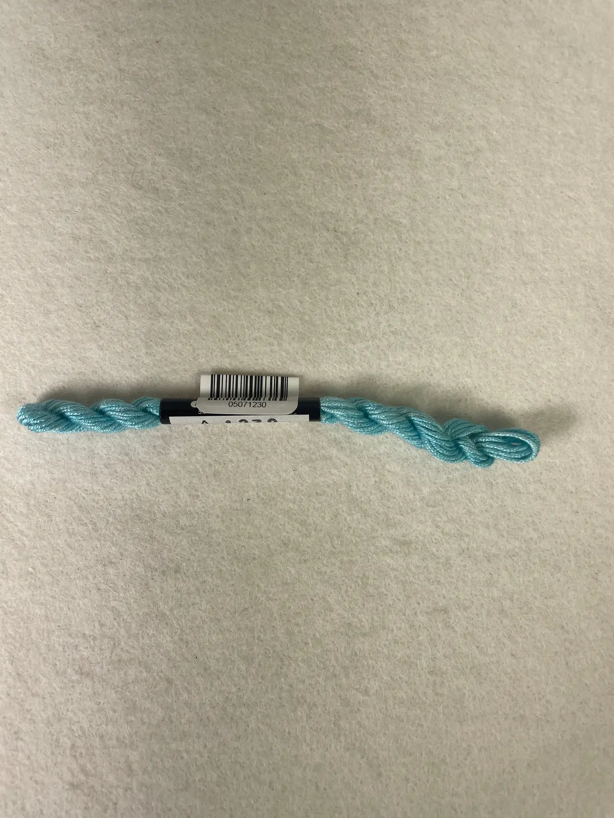 Threadworx Au Ver A Soie O/D Silk- A1230 Aquamarine 1