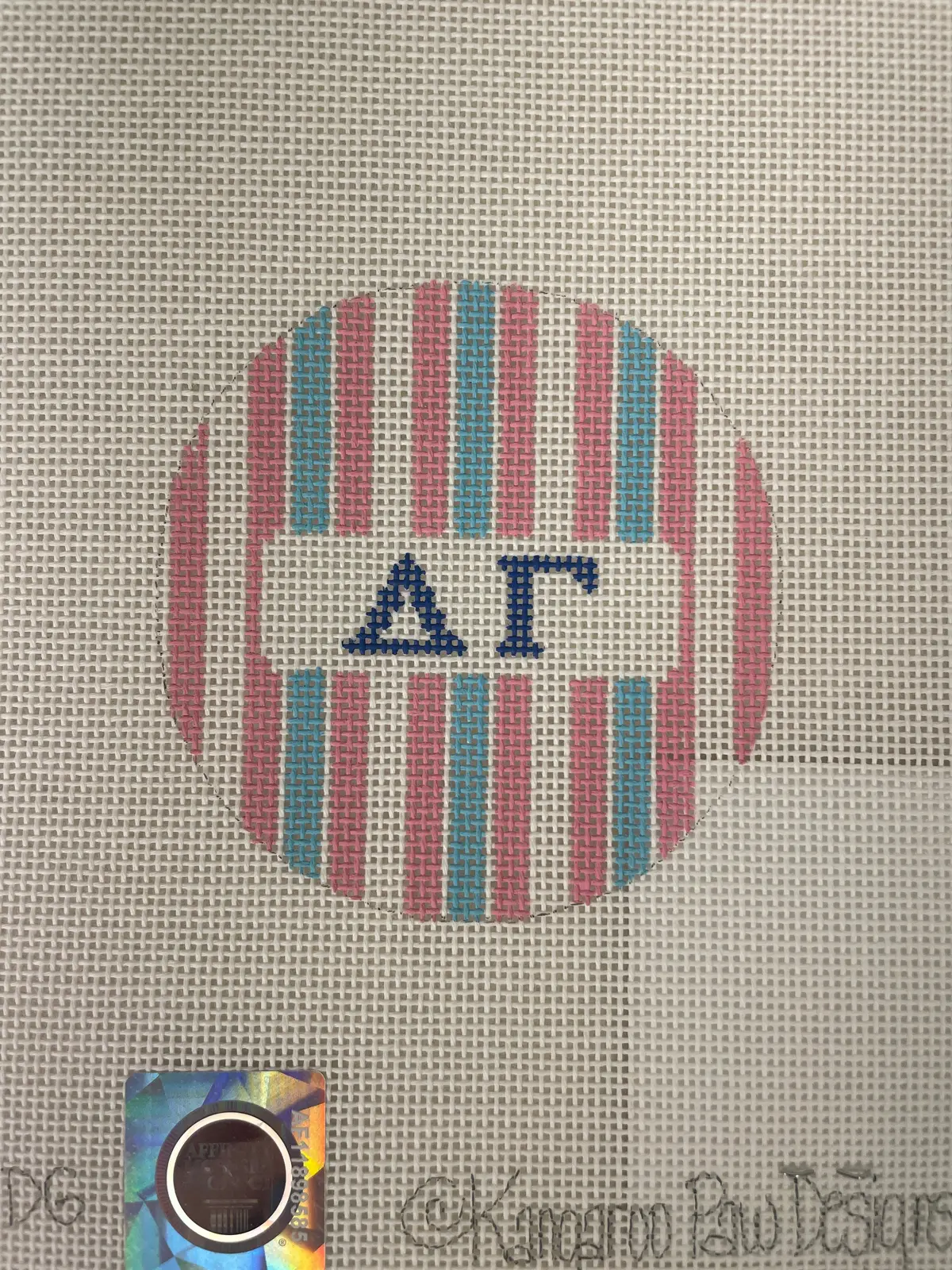 Kangaroo Paw Designs 3R2 Delta Gamma - 3Inch Round With Stripes 1