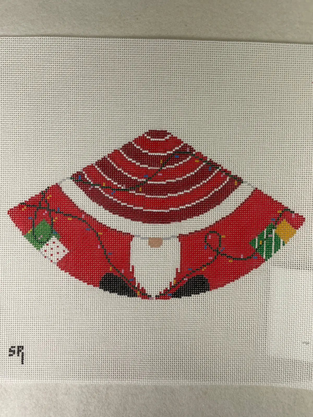 * Susan Roberts Needlepoint 5154 Gnome In Lights- Cone 1