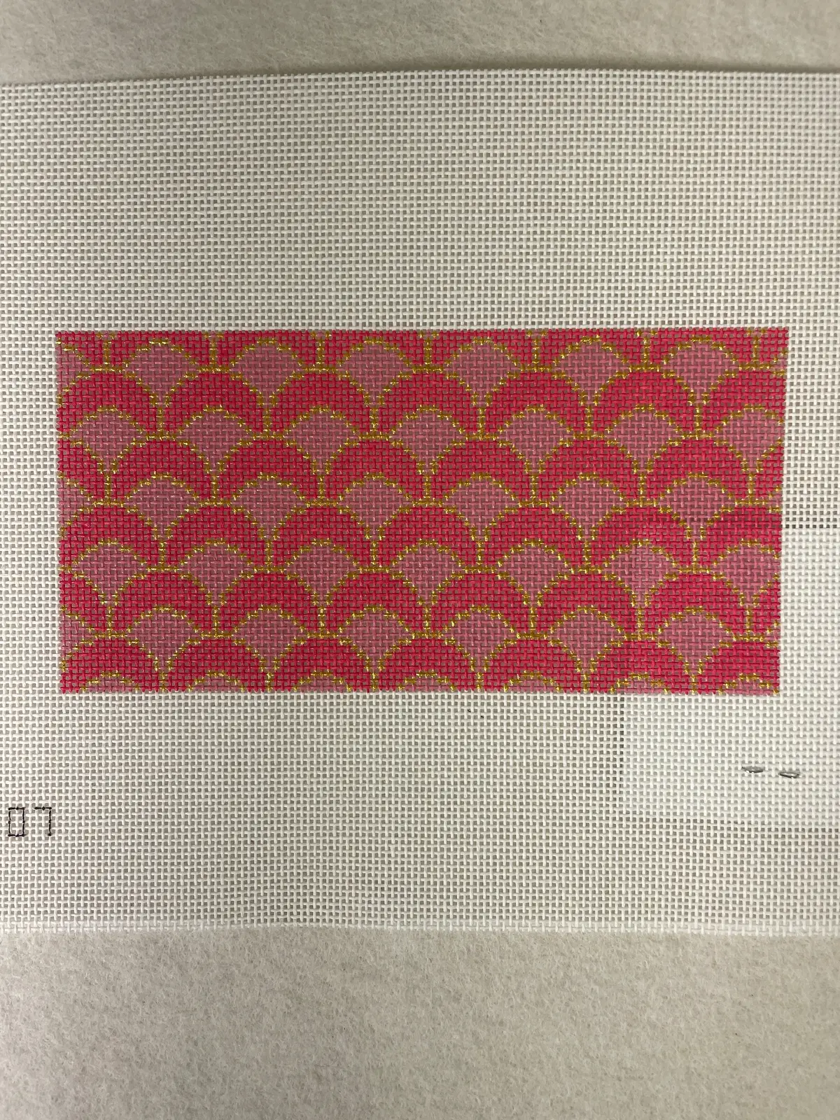 * Saturnalia Stitching 0107 Seashell Clutch Insert 1