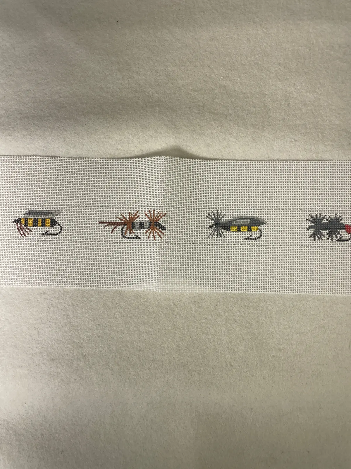 * Susan Roberts Needlepoint Be0281 Trout Flies- 18M 1