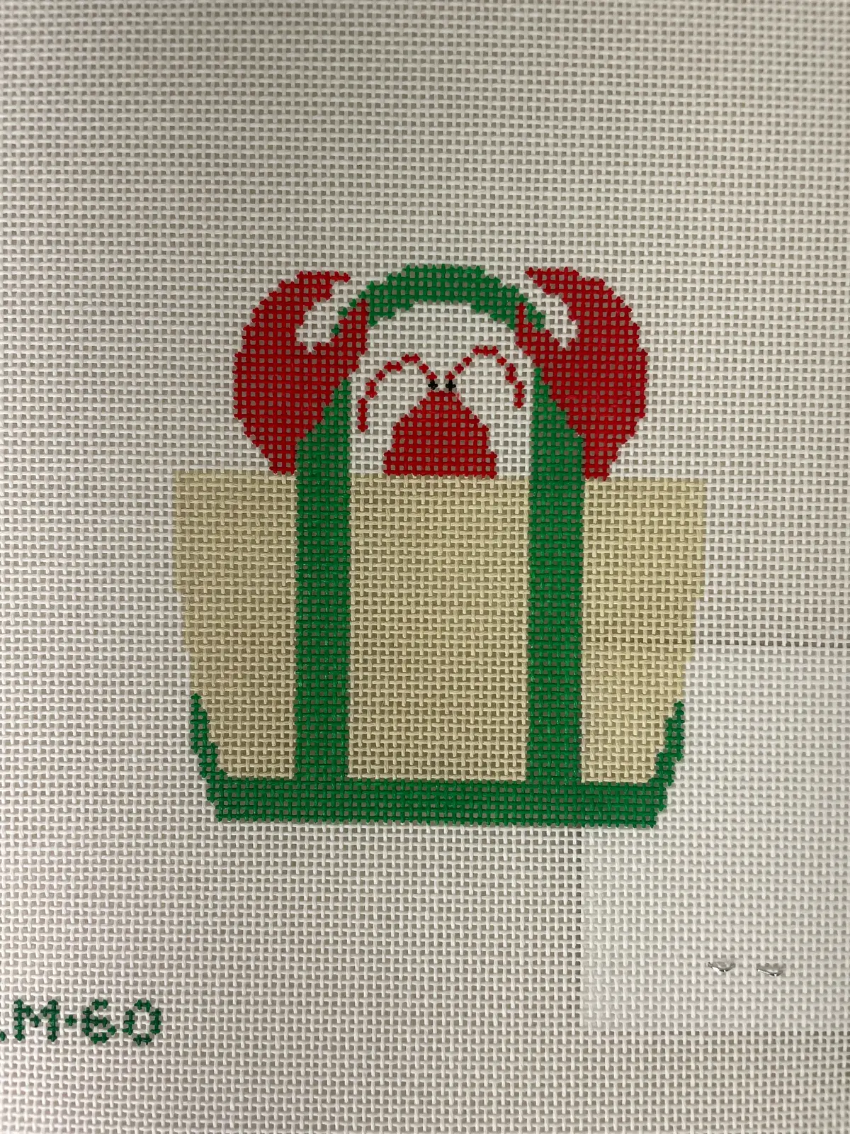 * Tout Le Monde Needlepoint Tlm60 Lobster Tote- Seaweed Green 1
