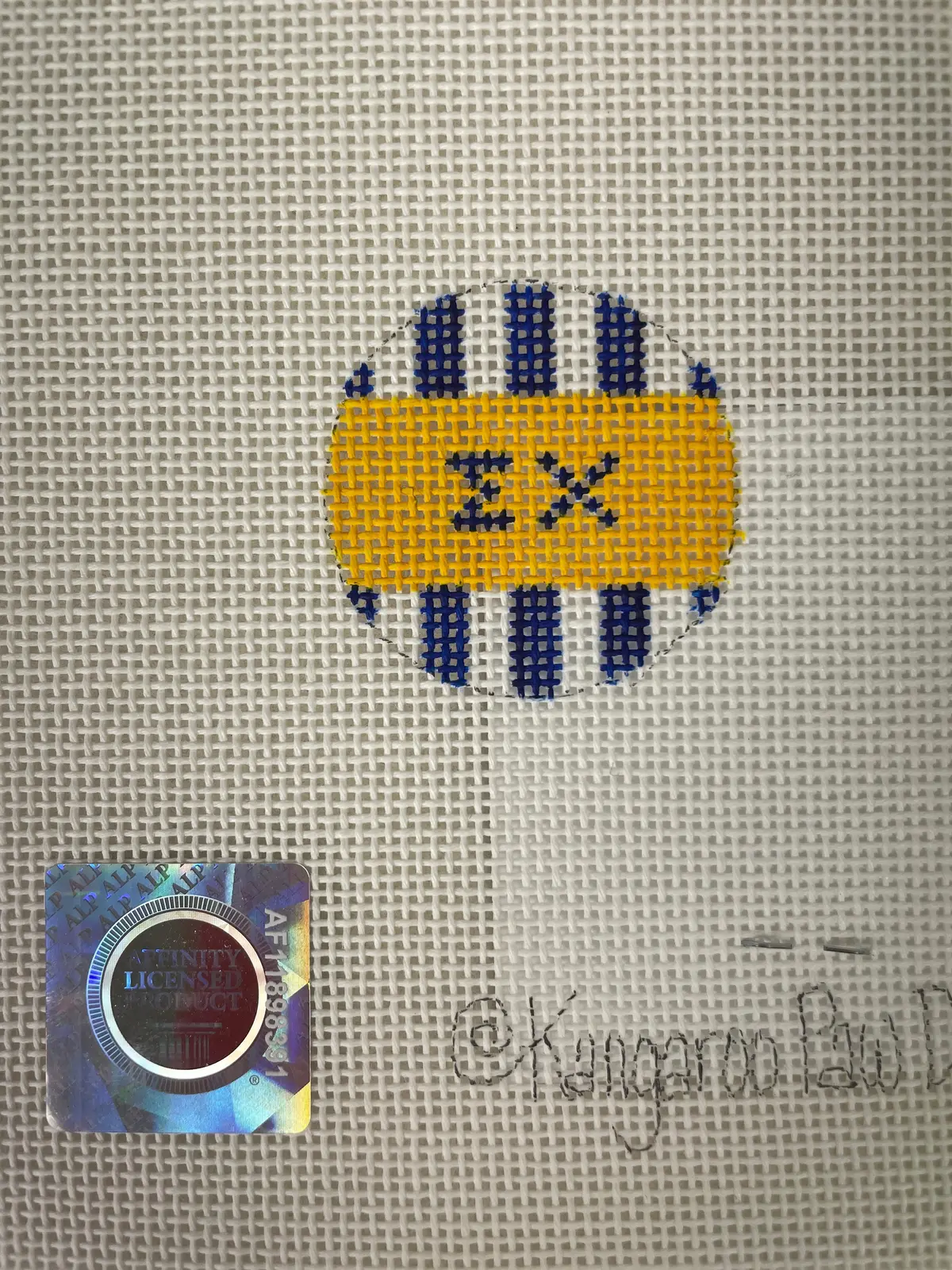 Kangaroo Paw Designs Ir22 Sigma Chi 1.5" Fob Insert 1